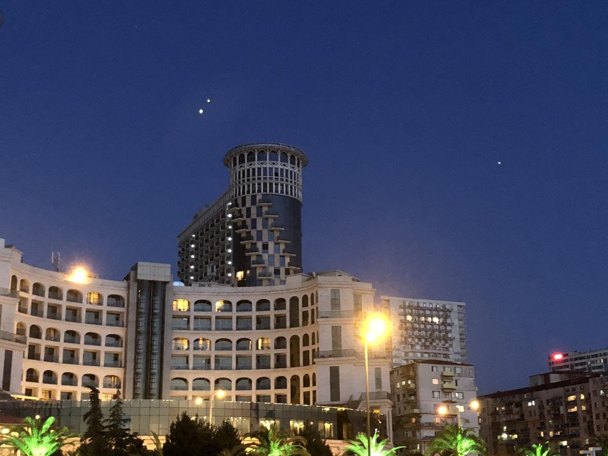 Ferienwohnung Orbi Sea Towers Batumi Exterior foto